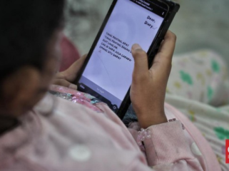 Ilustrasi. Pemerintah akan membatasi akses media sosial untuk anak di bawah 16 tahun mulai 28 Maret 2026. Kebijakan ini bertujuan melindungi anak dari risiko digital. (Foto: CNN Indonesia/Adhi Wicaksono)