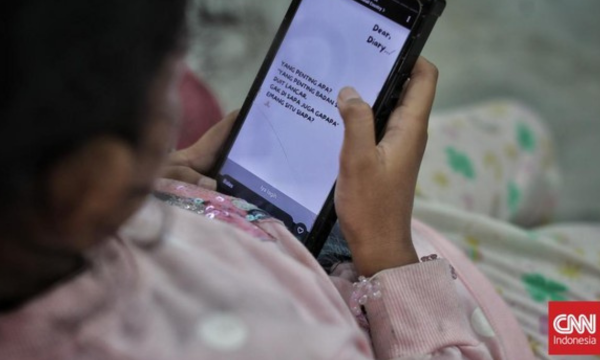 Ilustrasi. Pemerintah akan membatasi akses media sosial untuk anak di bawah 16 tahun mulai 28 Maret 2026. Kebijakan ini bertujuan melindungi anak dari risiko digital. (Foto: CNN Indonesia/Adhi Wicaksono)