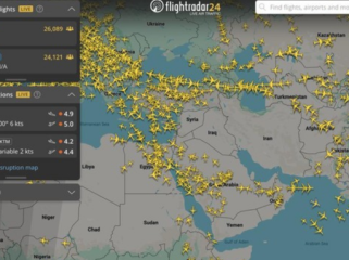 Serangan udara Israel dan AS ke wilayah Iran sejak Sabtu (28/2), membuat wilayah udara negara tersebut kosong melompong dari penerbangan pesawat sipil. (Foto: Flightradar24)