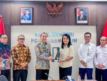 Wali Kota Bogor dan Wamen PU. (foto: ist)