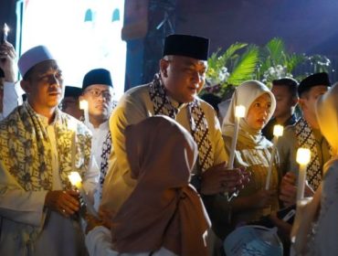 bupati bogor rudy susmanto pawai obor.(foto kominfo kab bogor)