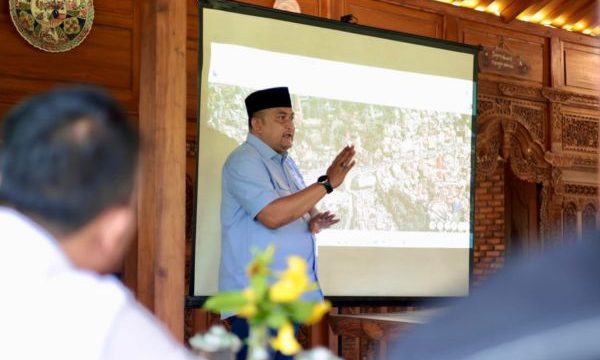 bupati bogor rudy susmanto (foto iqbal)