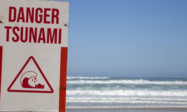 BMKG memastikan peringatan dini tsunami pascagempa 7,6 di Bitung berjalan sesuai SOP. Respons cepat dilakukan dalam waktu kurang dari tiga menit. (Foto: iStockphoto)