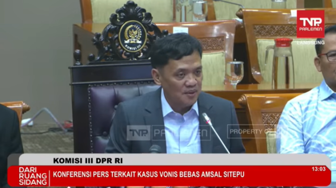
					Ketua komisi II Habiburokhman. (foto: tvparlemen)