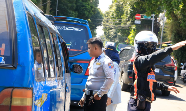 angkot kabupaten bogor. (Foto kominfo)