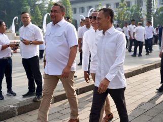bupati bogor rudy susmanto dan wabup jaro ade. (foto kominfo kab bogor)