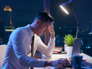 Ilustrasi. Ada beberapa tanda burnout yang sering tak disadari. (Foto: Getty Images/iStockphoto/RyanKing999)