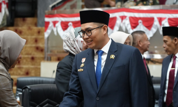 Ketua DPRD Kab Bogor Sastra Winara. (foto: ist)