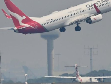 Ilustrasi pesawat maskapai asal Australia, Qantas. (Foto: AFP Photo/Peter Parks)