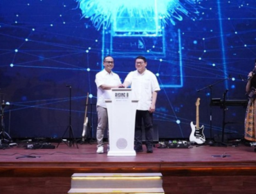 Dukung Konektivitas Digital, MoraRepublic Operasikan SKKL Rising 8 (Foto: dok Moratelindo)
