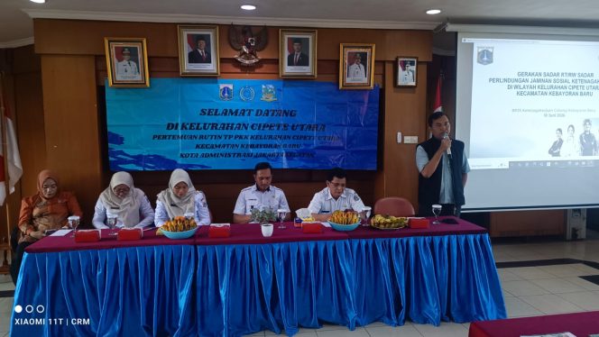 
					PKK Kelurahan Cipete Utara Dukung Gerakan RT/RW Sadar BPJS Ketenagakerjaan
