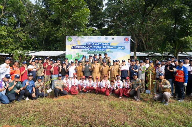 
					Perkuat Aksi Iklim dan Konservasi Hayati, Indocement Tanam Pohon Lokal