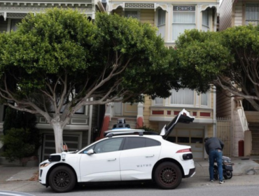 Ilustrasi Waymo. (Foto: REUTERS/Laure Andrillon)