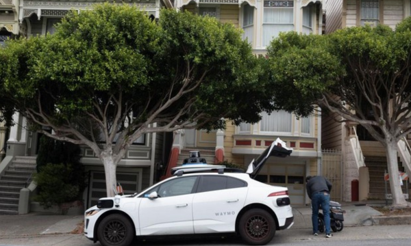 Ilustrasi Waymo. (Foto: REUTERS/Laure Andrillon)