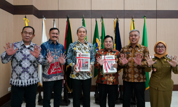 Ketua DPRD Kota Bogor Adityawarman Adil. (foto: hmp)