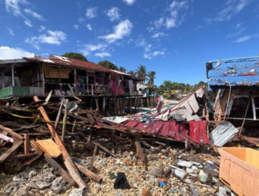 Masih Banyak Bom Bekas PD II di Seluruh Dunia yang Belum Diledakkan (Foto: Kondisi rumah warga hancur imbas ledakan bom diduga sisa peninggalan Perang Dunia II di Biak Numfor. (dok. Istimewa))
