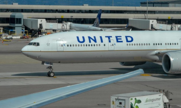 Ilustrasi pesawat United Airlines (Foto: Zhao Liu/Getty Images)