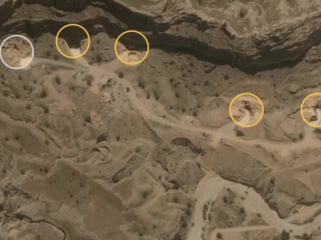 Pintu terowongan ke situr rudal bawah tanah Iran sebagian sudah 
pulih. (Foto: CNN)