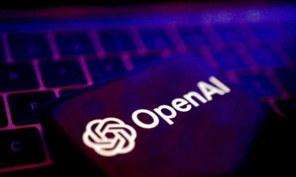Apple Gugat OpenAI atas Tuduhan Pencurian Rahasia Dagang
(Foto: REUTERS/Dado Ruvic)
