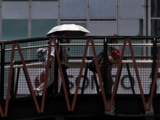 Ilustrasi. Indonesia juga berpotensi mengalami peningkatan kejadian suhu 
panas pada masa mendatang. Namun, karakteristiknya berbeda dengan 
gelombang panas di Eropa. (Foto: CNN Indonesia/Adhi Wicaksono)
