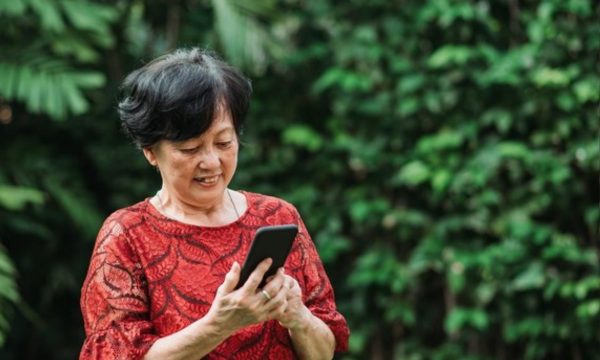 Ilustrasi. MK mewajibkan operator seluler untuk menyediakan layanan kuota 
rollover. Pelanggan kini dapat menggunakan sisa kuota internet tanpa 
hangus. (Foto: istockphoto/Marcus Chung)
