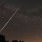 Meteor Tembus Atap Rumah, Ternyata Batu Langit Langka. Ilustrasi meteor. (Foto: Space.com) 