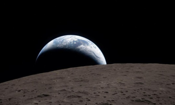 NASA berencana membangun pangkalan permanen di Bulan dengan 
anggaran US$30 miliar. (Foto: via REUTERS/NASA)
