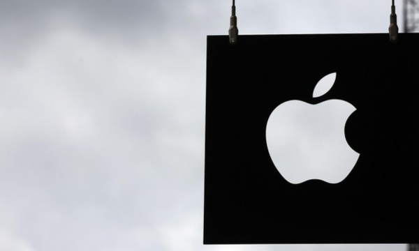 Pengguna iPhone Makin Setia, Migrasi dari Android Menurun (Foto: Gettyimages - Spencer Platt)