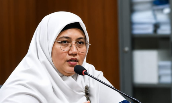 Wakil Ketua Badan Pembentukan Peraturan Daerah (Bapemperda) sekaligus Ketua Panitia Khusus (Pansus) Perlindungan Anak DPRD Kota Bogor, Endah Purwanti. (foto: humpro)