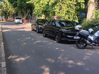 parkir jalan tirto adhi suryo. (foto: ist)