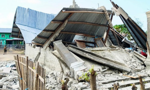 Gempa Dahsyat NTT Bikin 794 BTS Terganggu, Menkomdigi Ungkap 
Kondisi Terbaru
(Foto: REUTERS)
