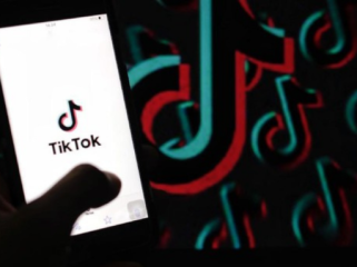 TikTok setuju membayar denda US$400 juta untuk menyelesaikan gugatan 
pelanggaran privasi anak. Ini mencerminkan pengawasan ketat terhadap 
media sosial global. (Foto: CNN Indonesia/Adhi Wicaksono)
