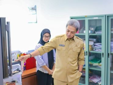Wali Kota Bogor, Dedie A. Rachim, melakukan kunjungan kerja sekaligus meninjau Sekretariat Dewan Perwakilan Rakyat Daerah (DPRD) Kota Bogor, Selasa (22/9/2026).