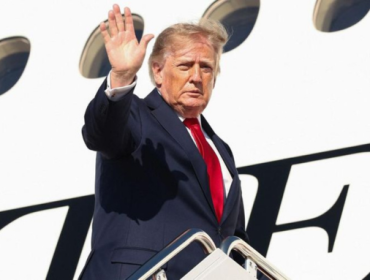 Donald Trump Malah Mau Bikin Pasukan AI Padahal Ilmuwan Minta Setop (Foto: REUTERS/Kevin Lamarque)