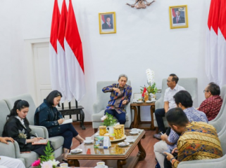 Wali Kota Bogor, Dedie A. Rachim, menerima audiensi rombongan Indonesia City Investment Accelerator (ICIA) di Paseban Punta, Balai Kota Bogor, Kamis (24/9/2026).
