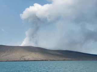 Gunung Anak Krakatau. (Foto: Istimewa/Pemprov Lampung)