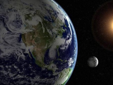 Ilustrasi Bumi, Bulan, dan Matahari di luar angkasa. (Foto: Getty Images/photovideostock)