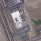 Pusat data AWS di Abu Dhabi, UEA seperti terlihat pada 2 Maret 
2026. Serangan drone Iran merusak pusat data tersebut pada 1 
Maret. (Foto: Planet Labs PBC)
