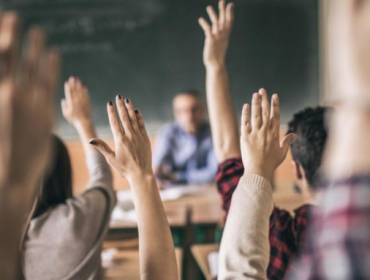 Universitas di China menghapus jurusan tradisional akibat perkembangan AI, 
beralih ke program baru di bidang teknologi dan robotika. (Foto: iStockphoto)