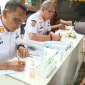 Sebanyak 15 orang, terdiri dari 13 warga sipil dan 2 pelajar, terjaring dalam inspeksi mendadak (sidak) Kawasan Tanpa Rokok (KTR) yang digelar Pemerintah Kota (Pemkot) Bogor di kawasan Alun-Alun dan di angkutan kota (angkot), Jumat (25/9/2026).