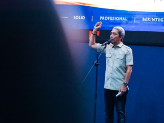 Sebanyak 57 paralegal Pos Bantuan Hukum (Posbakum) Kelurahan Kota Bogor dikukuhkan di Auditorium Bima Arya, Gedung Perpustakaan dan Galeri Kota Bogor, Jalan Kapten Muslihat, Rabu (23/9/2026).