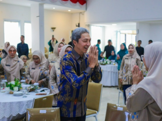 Wali Kota Bogor, Dedie A. Rachim mengatakan, Kota Bogor dan Kota Makassar merupakan dua daerah yang masuk dalam Jaringan Kota Pusaka Indonesia.

Hal tersebut disampaikannya saat menghadiri kunjungan studi tiru Tim Penggerak Pemberdayaan dan Kesejahteraan Keluarga (TP PKK) Kota Makassar di Kota Bogor, Kamis (24/9/2026).
