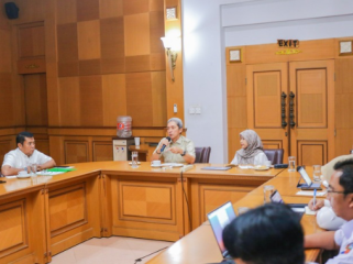 Pemerintah Kota (Pemkot) Bogor menggelar rapat koordinasi keberlanjutan dan percepatan penataan reklame di Kota Bogor di Amanuba, Bogor Selatan, Kota Bogor, Rabu (23/9/2026).