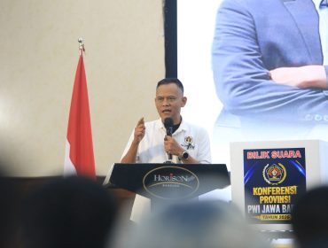 Ketua PWI Jabar tantan shulton. (foto: ist)