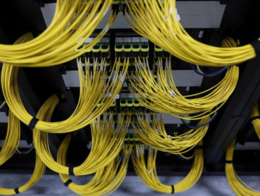 Bukan Cuma di RI, Pembangunan Data Center di Finlandia Disetop (Foto: REUTERS/Toby Melville)
