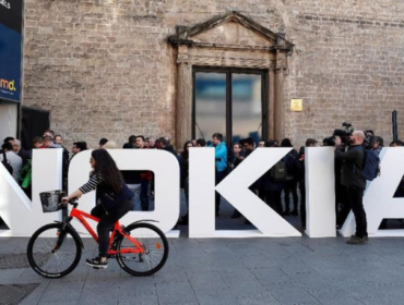 Bukan HP, Nokia Punya Sumber Duit Baru yang Laku Keras
(Foto: REUTERS/Yves Herman)
