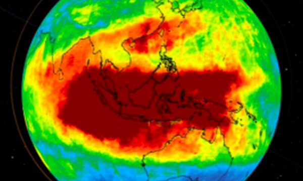 Merah Pekat! Satelit NASA Pantau Sebaran Karbon Monoksida di 
Langit Indonesia (Foto: NASA Eyes on the Earth)
