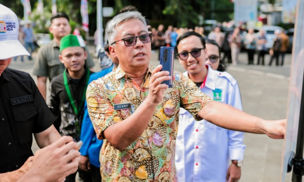 Warga Kota Bogor menggalang donasi bagi korban bencana di Tanah Air. Penggalangan donasi ditujukan bagi korban bencana yang terjadi di Kalimantan dan Nusa Tenggara Timur (NTT). (photo : kominfo)