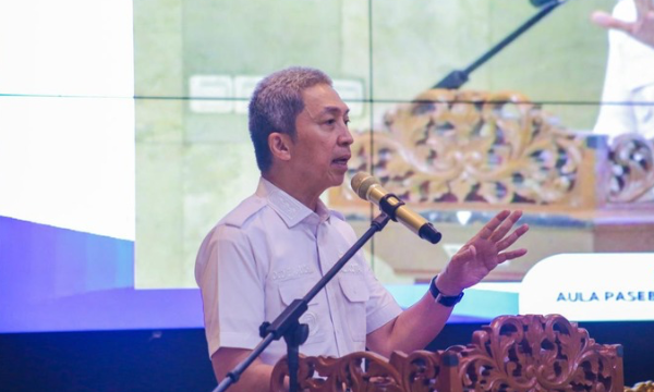 Kota Bogor - Asosiasi Usahawan Depot Air Minum Sehat Indonesia (AUDAMSI) bekerja sama dengan Pemerintah Kota (Pemkot) Bogor menggelar seminar dan pelatihan pengelolaan depot air minum di Paseban Sri Baduga, Rabu (7/10/2026). ( photo : kominfo )