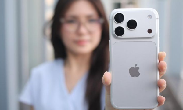 iPhone 18 Pro Enggak Laku, Apple Akhirnya Menyerah Tak Mampu Jualan (Foto: CNBC Indonesia/Faisal Rahman)